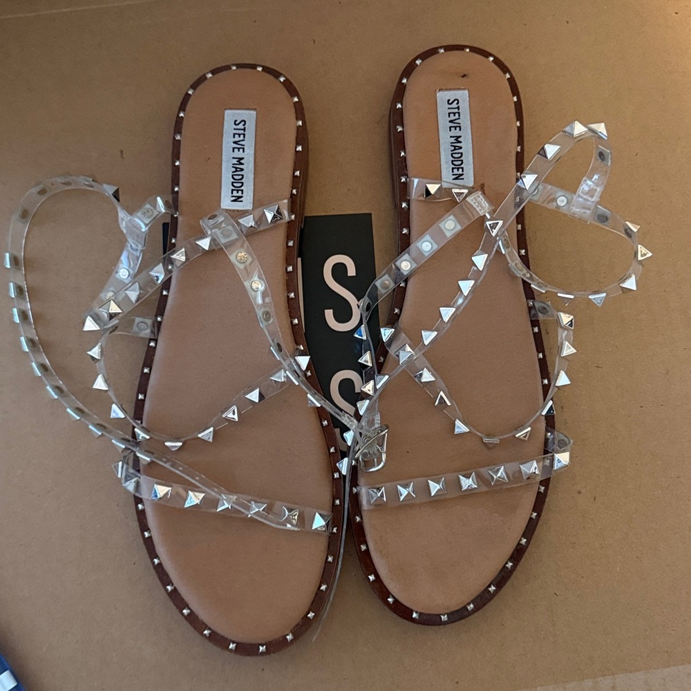 STEVE MADDEN Sandals